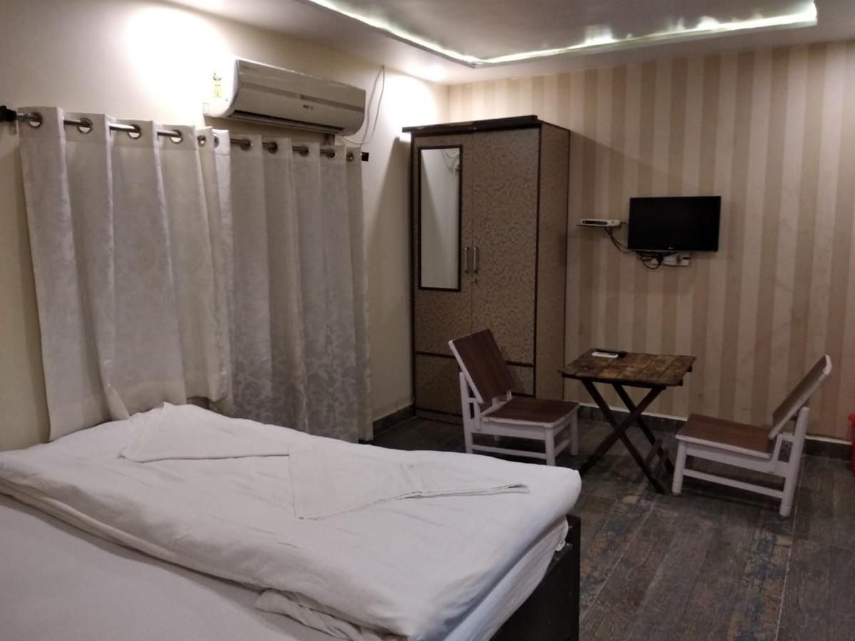 瓦拉纳西 阿吉旅馆酒店 外观 照片
